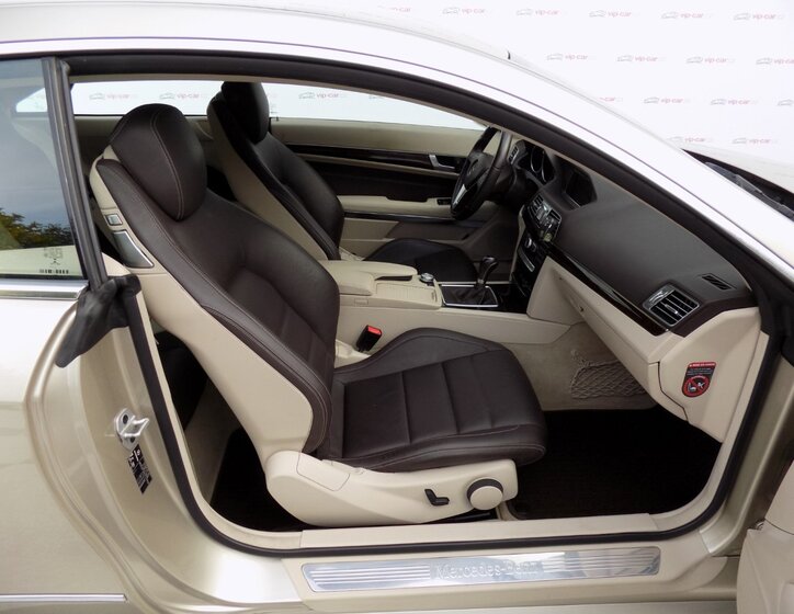 Mercedes-Benz Třídy E 14