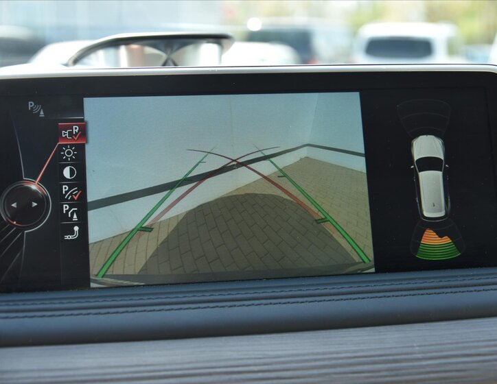 BMW X5 SUV / Terénní 3,0 l 230 kw