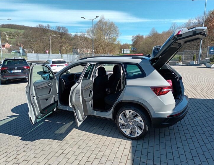 Škoda Karoq SUV / Terénní 2,0 l 110 kw