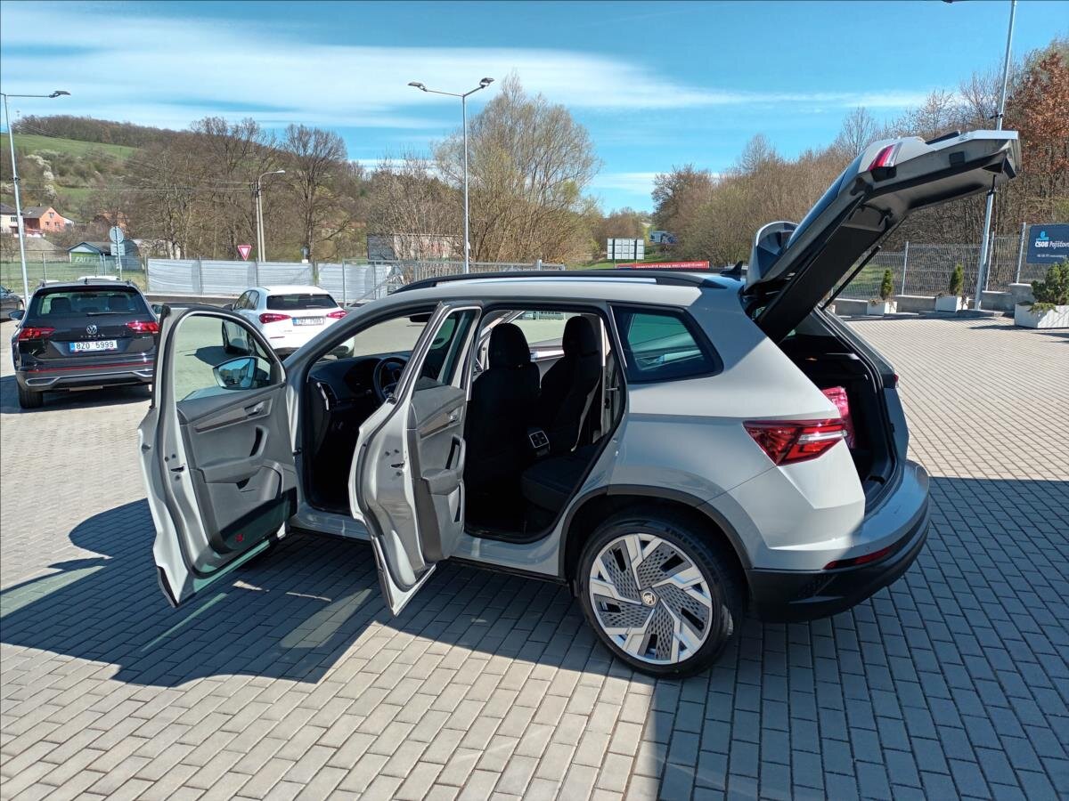 Škoda Karoq SUV / Terénní 2,0 l 110 kw