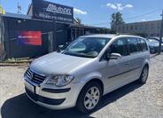 Volkswagen Touran 2