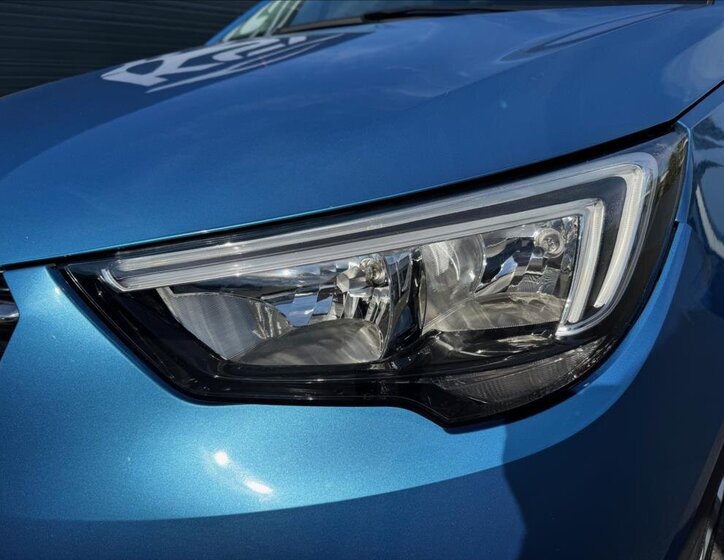 Opel Crossland SUV / Terénní 1,2 l 81 kw