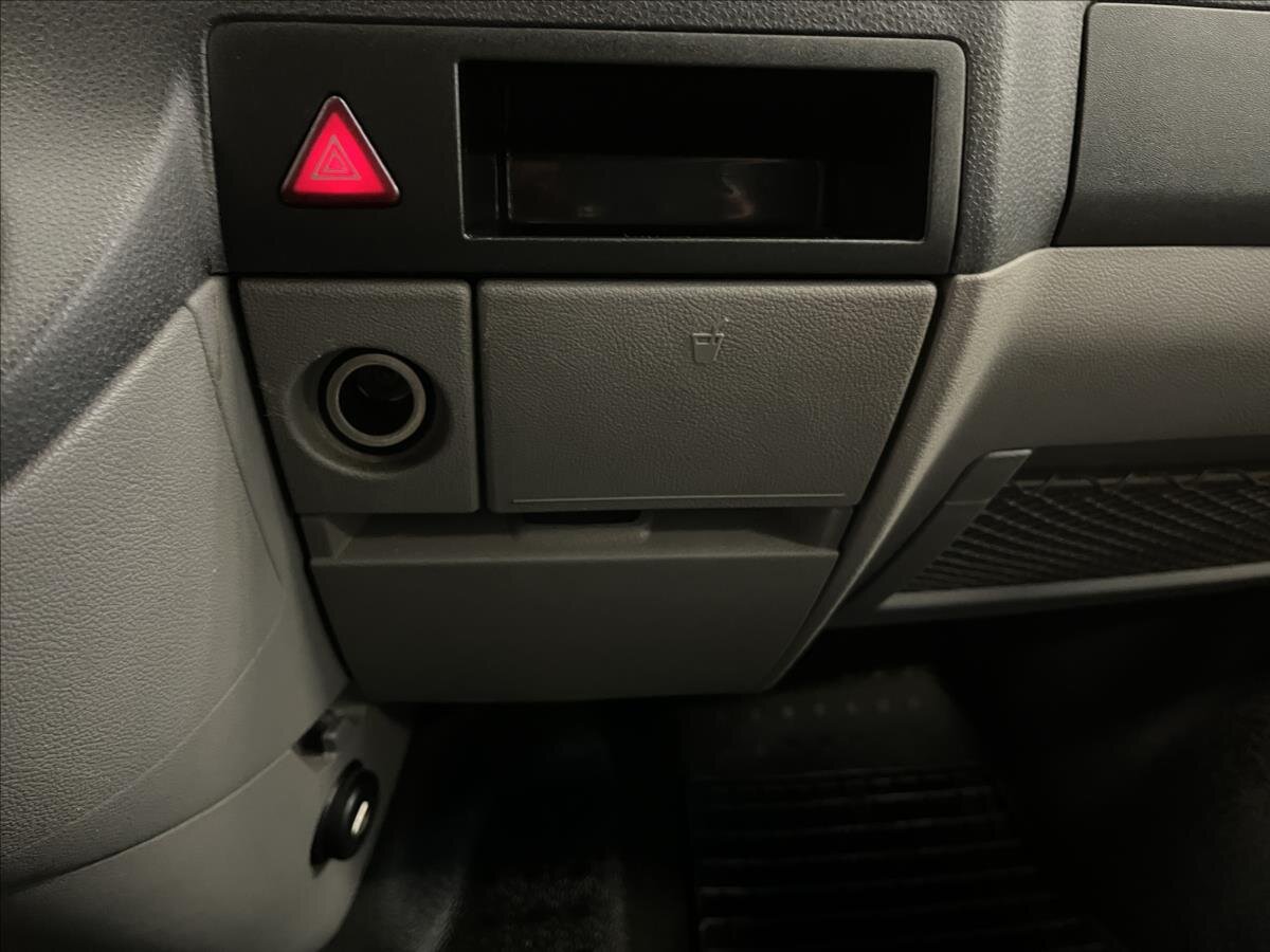 Volkswagen Transporter Skříň 2,0 l 75 kw
