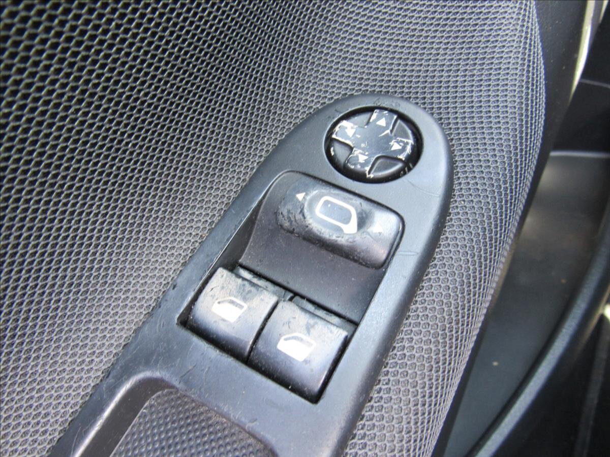 Peugeot 207 Kabriolet 1,6 l 88 kw