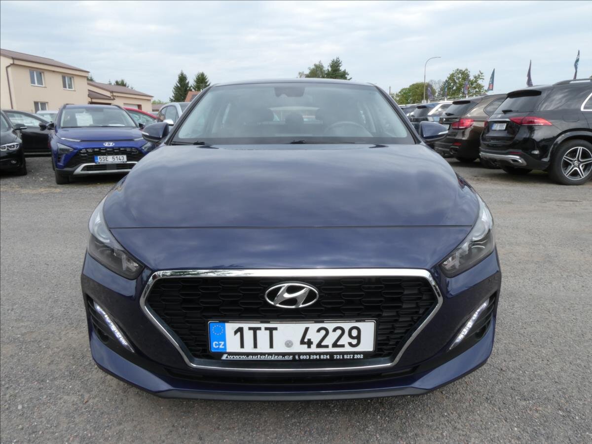 Hyundai i30 Liftback 998,0 88 kw