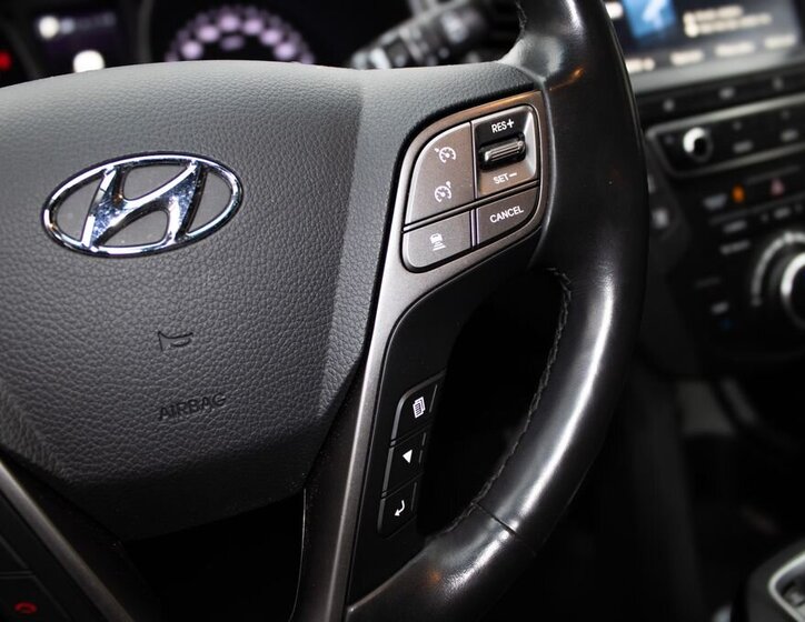 Hyundai Santa Fe SUV 2,2 l 147 kw