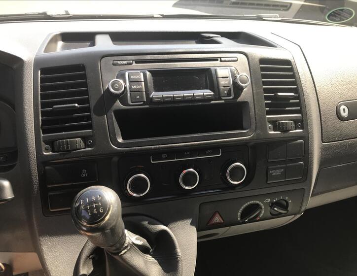 Volkswagen Transporter 13