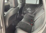 Mercedes-Benz GLA 13