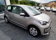 Volkswagen up! 8