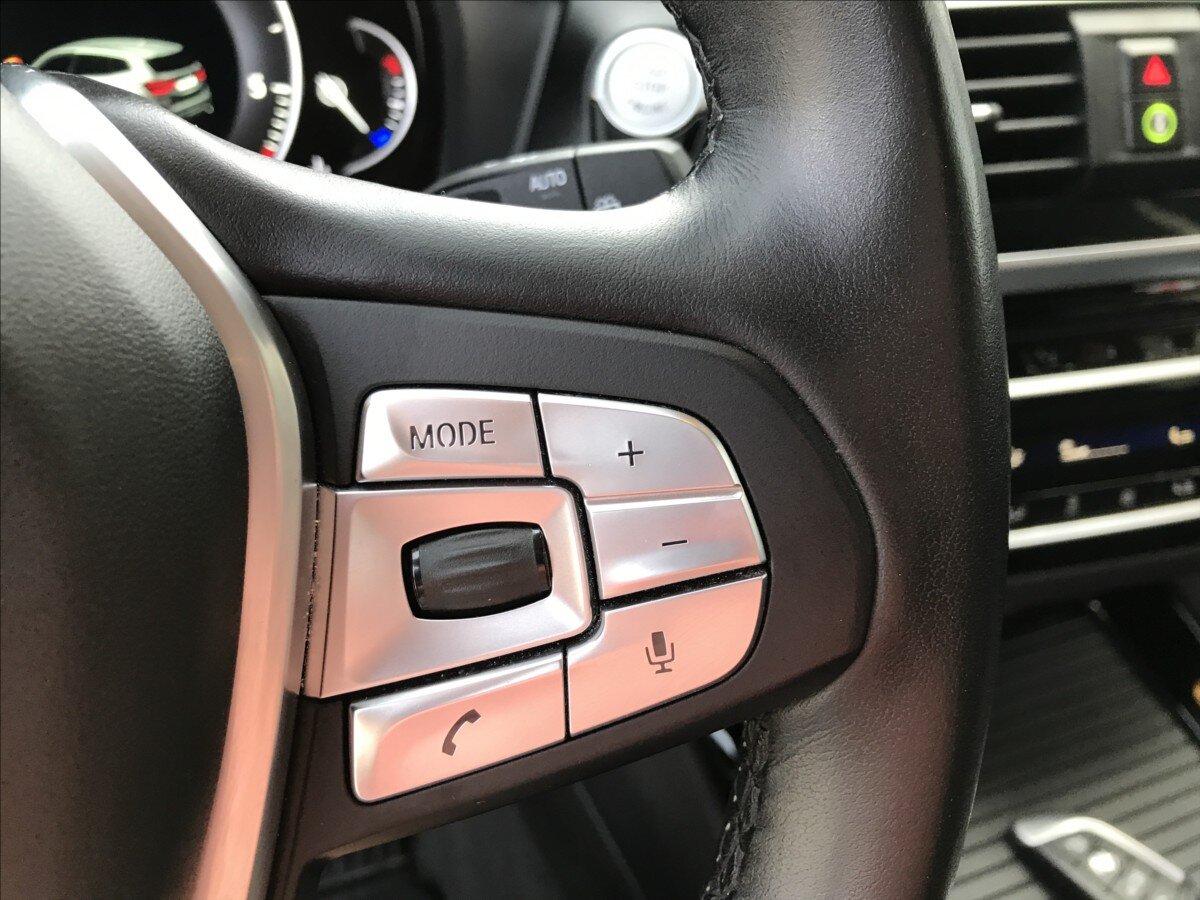 BMW X3 SUV / Terénní 2,0 l 140 kw