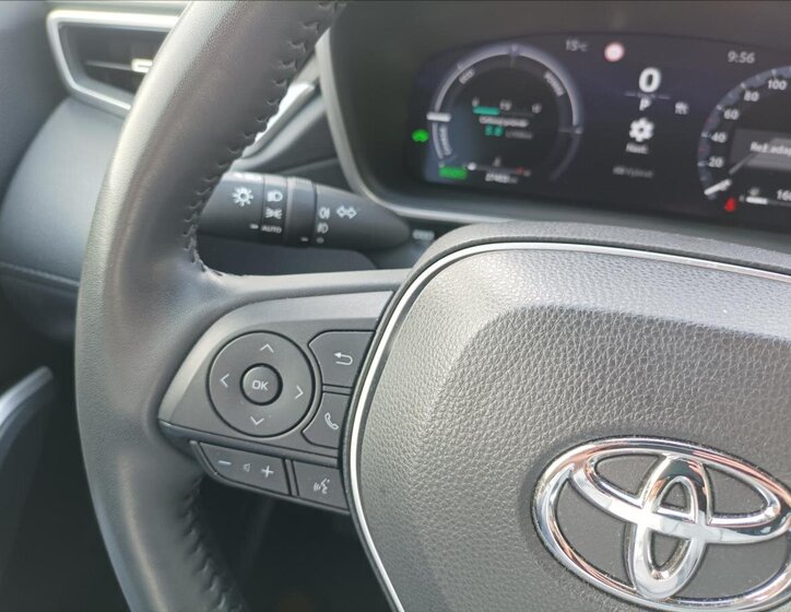 Toyota Corolla Cross SUV / Terénní 2,0 l 112 kw