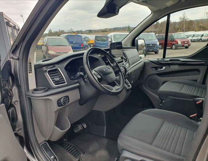 Ford Tourneo Custom Ostatní 2,0 l 96 kw