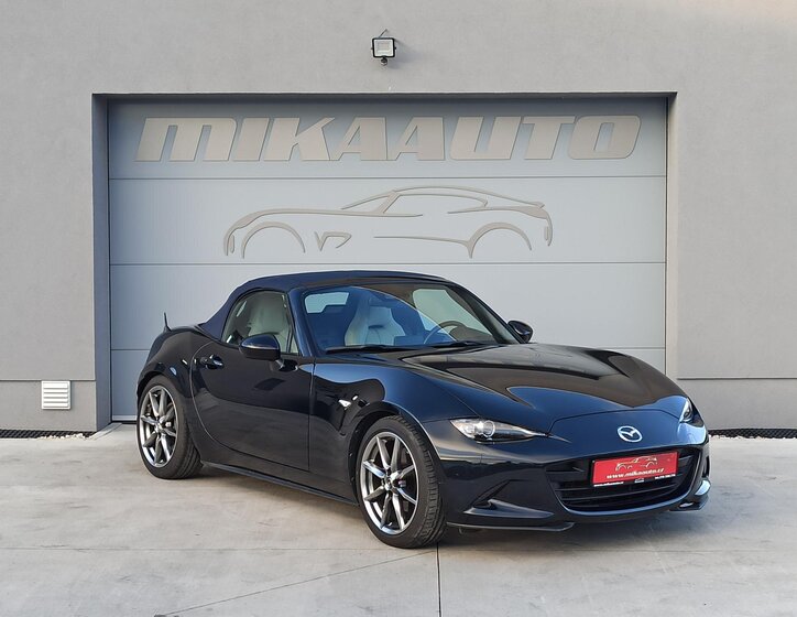Mazda MX-5 4