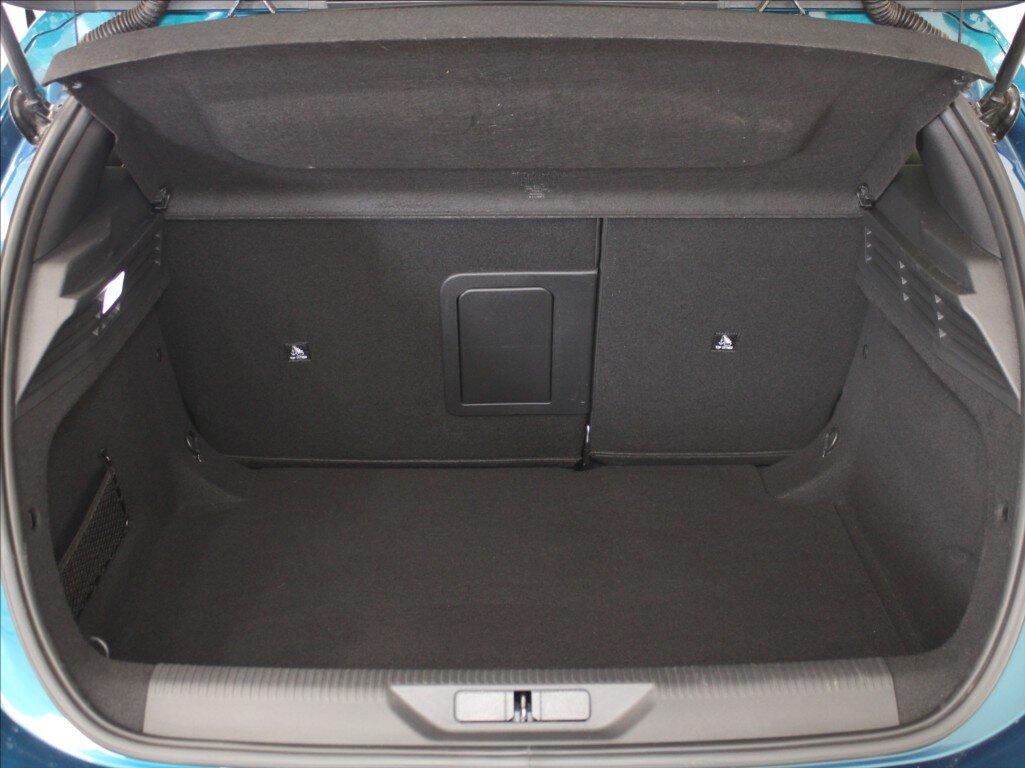 Peugeot 308 Hatchback 1,2 l 96 kw