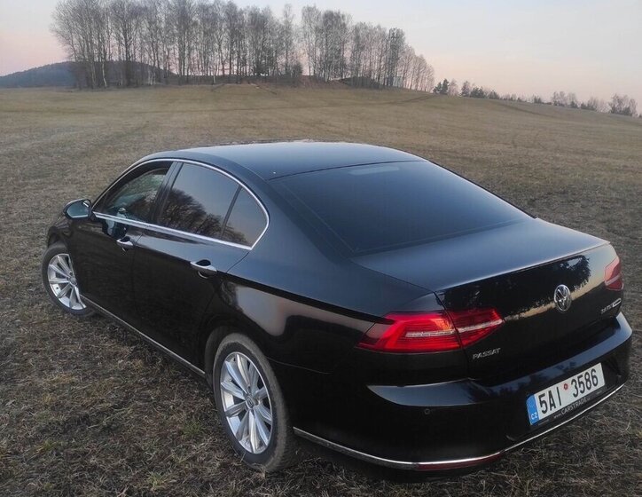Volkswagen Passat Sedan / Limuzína 0,0 110 kw