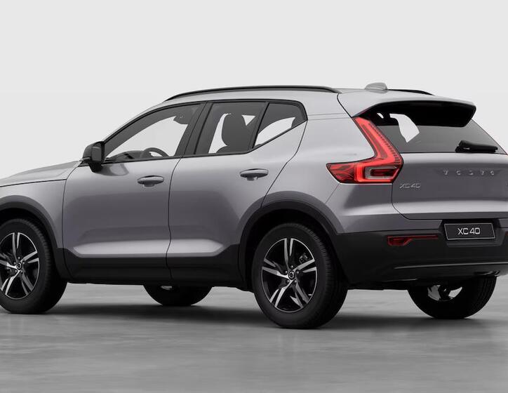 Volvo XC40 3