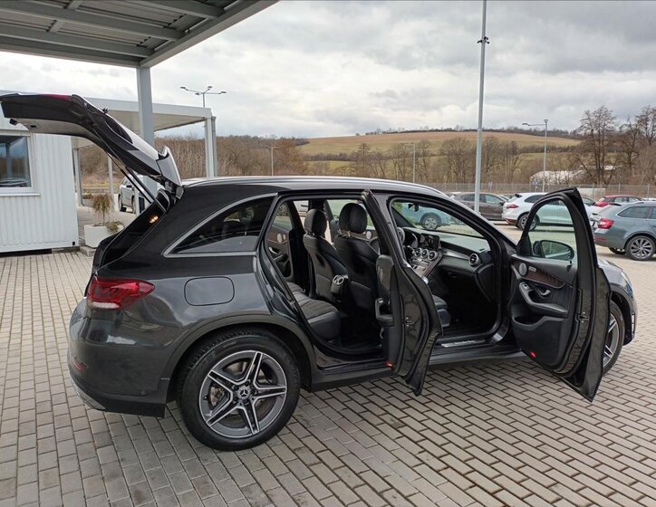 Mercedes-Benz GLC SUV / Terénní 2,0 l 180 kw