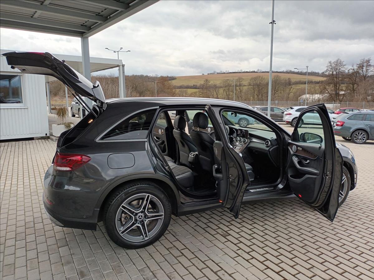 Mercedes-Benz GLC SUV / Terénní 2,0 l 180 kw