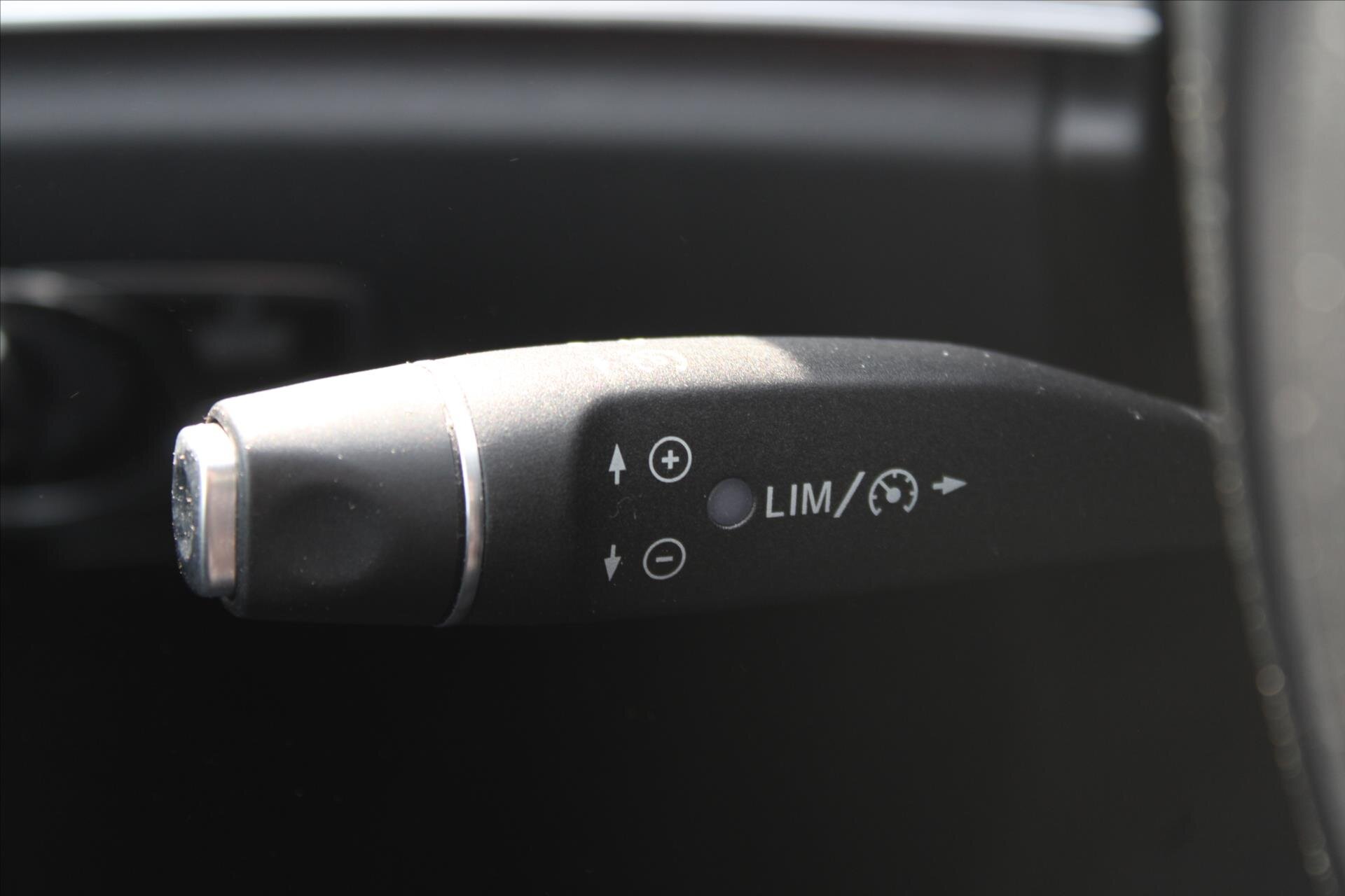 Mercedes-Benz Třídy E Sedan 2,0 l 155 kw