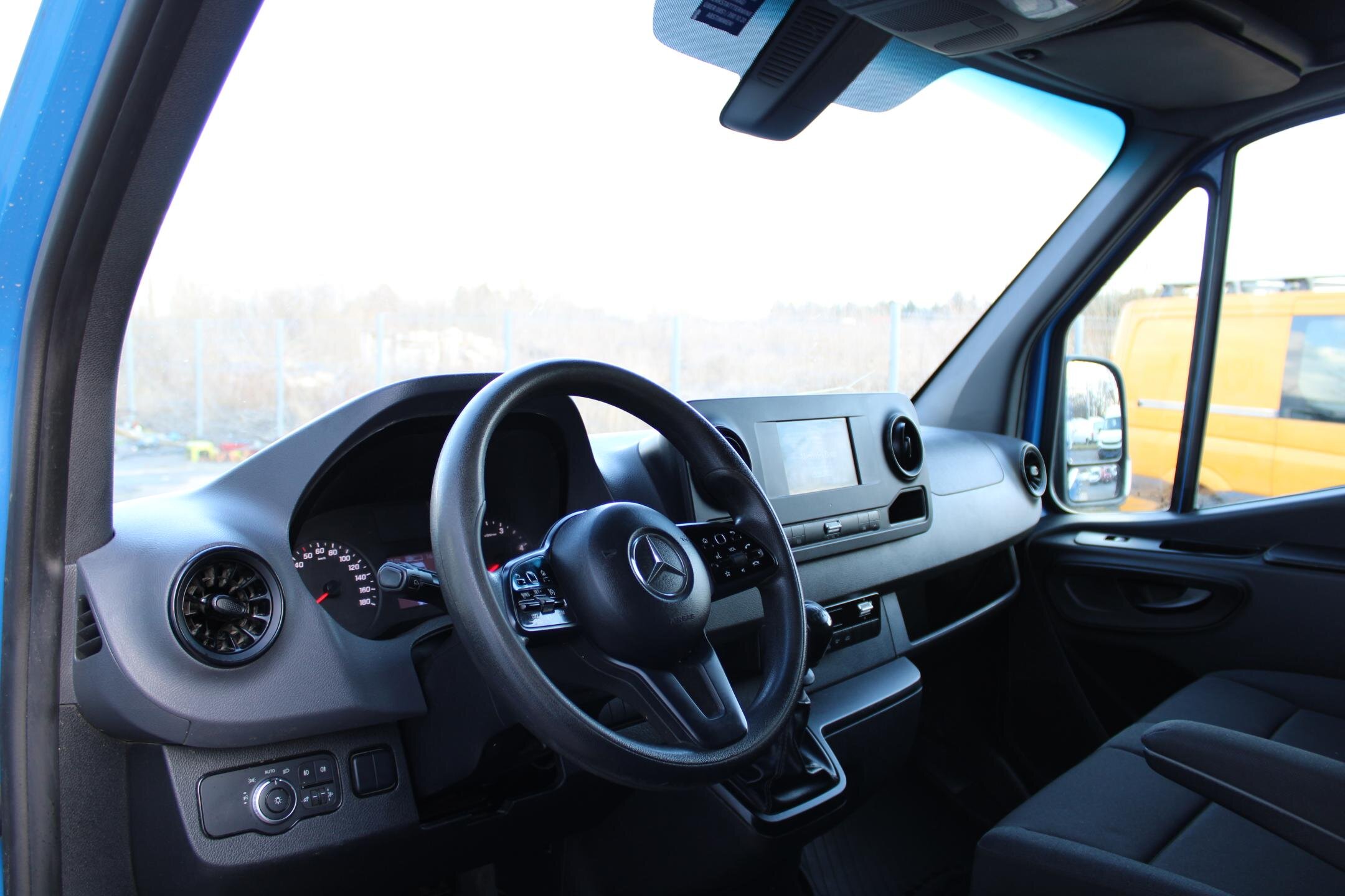 Mercedes-Benz Sprinter Užitková 2,1 l 120 kw