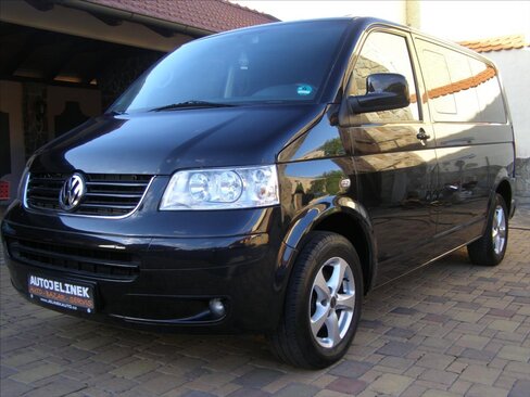 Volkswagen Caravelle MPV 2,5 l 128 kw