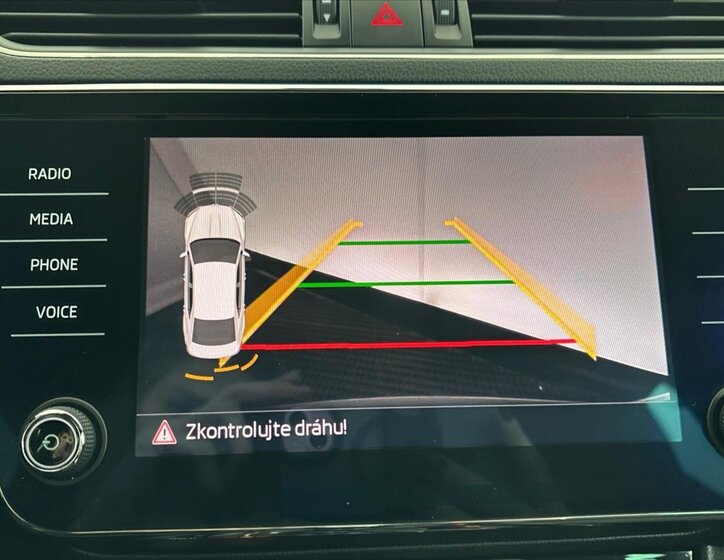 Škoda Superb Liftback 2,0 l 140 kw