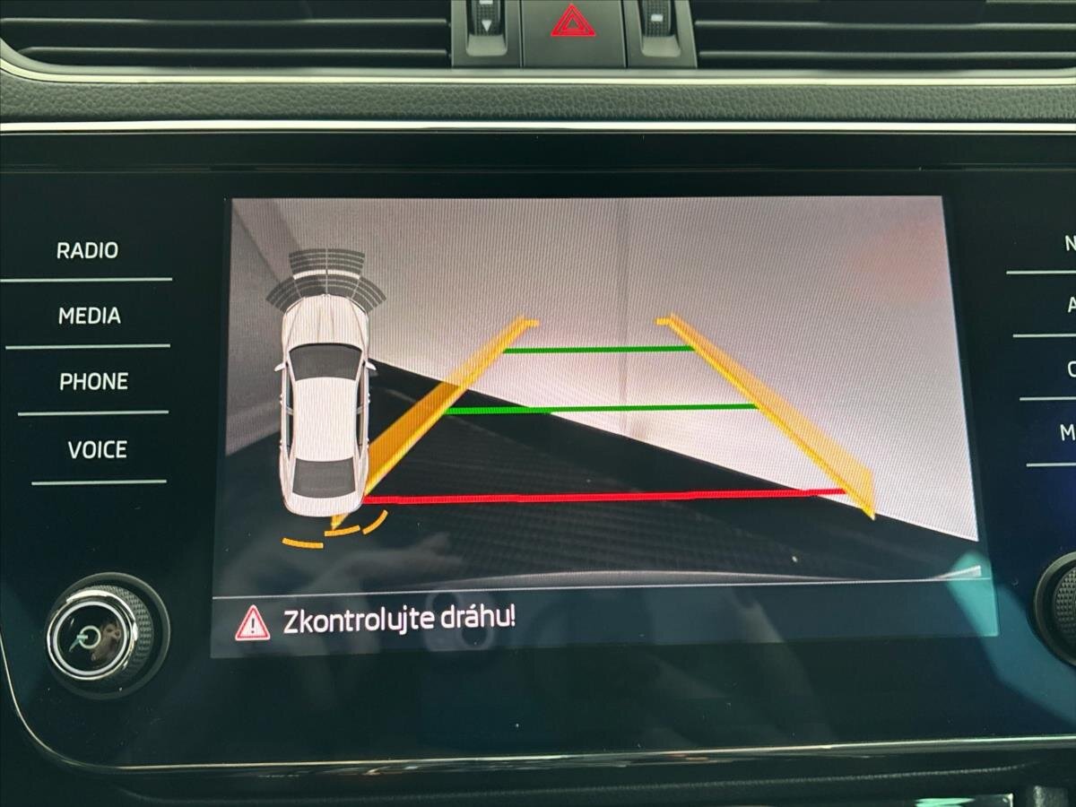 Škoda Superb Liftback 2,0 l 140 kw