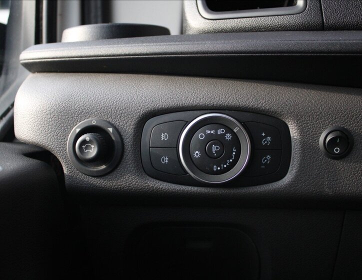 Ford Transit Skříň 2,0 l 95 kw