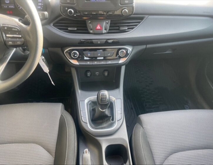 Hyundai i30 Kombi 998,0 88 kw