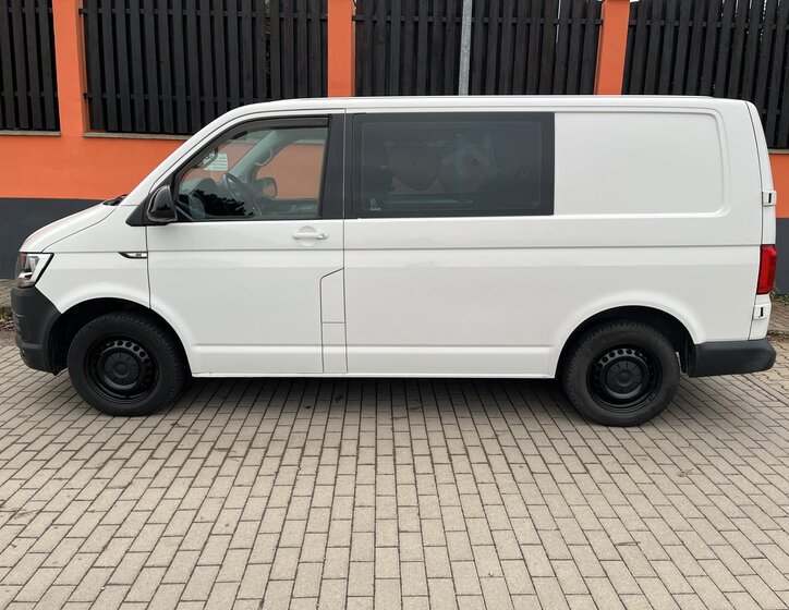 Volkswagen Transporter Kombi 2,0 l 110 kw