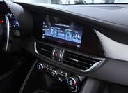 Alfa Romeo Giulia 10