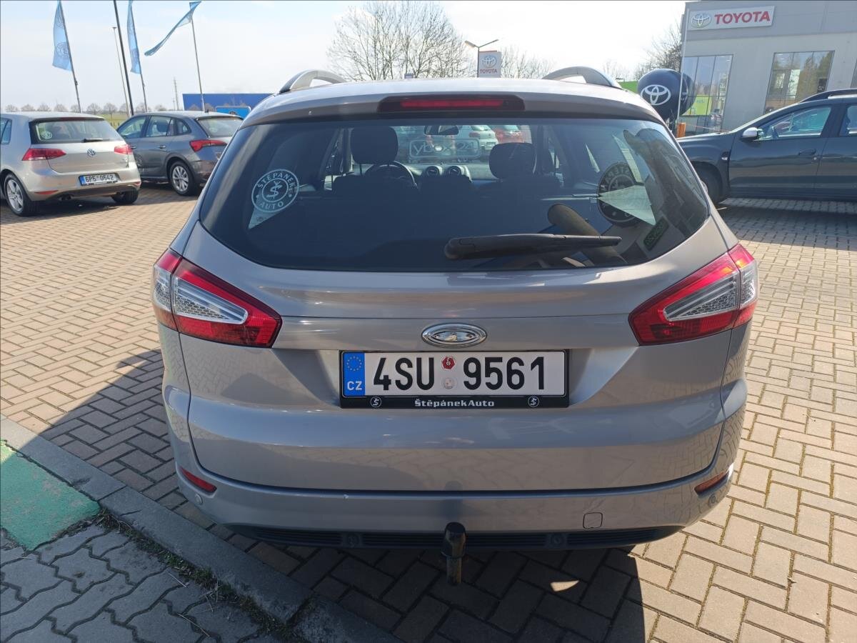 Ford Mondeo Kombi 1,6 l 88 kw