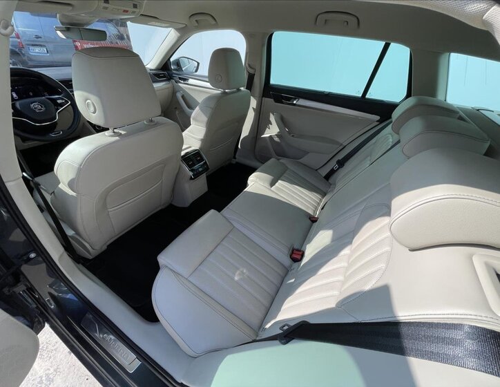 Škoda Superb Kombi 2,0 l 147 kw