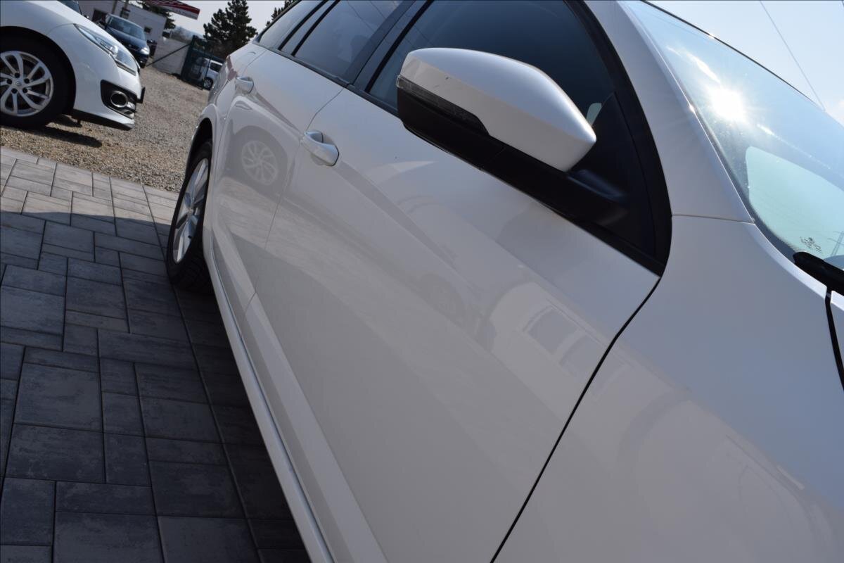 Škoda Octavia Kombi 1,6 l 77 kw