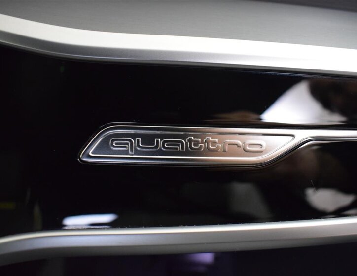 Audi S6 Kombi 3,0 l 253 kw