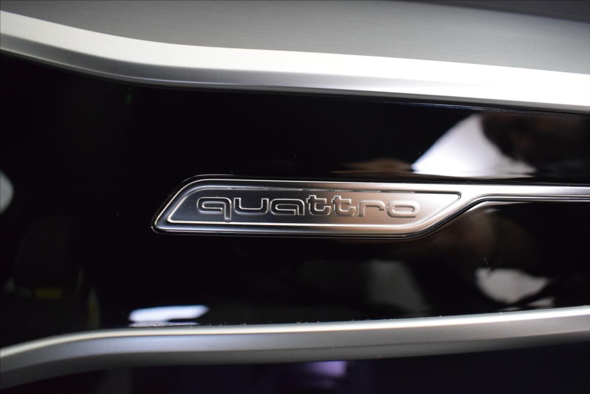 Audi S6 Kombi 3,0 l 253 kw