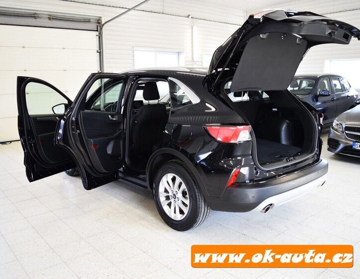 Ford Kuga SUV / Terénní 2,5 l 112 kw