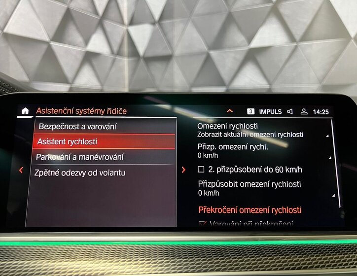 BMW X5 SUV / Terénní 4,4 l 457 kw