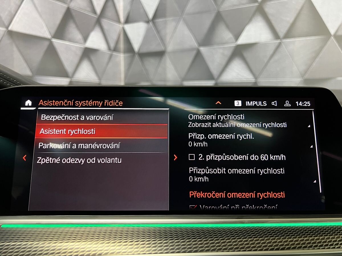 BMW X5 SUV / Terénní 4,4 l 457 kw