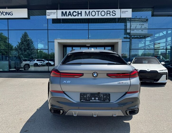 BMW X6 SUV / Terénní 4,4 l 210 kw