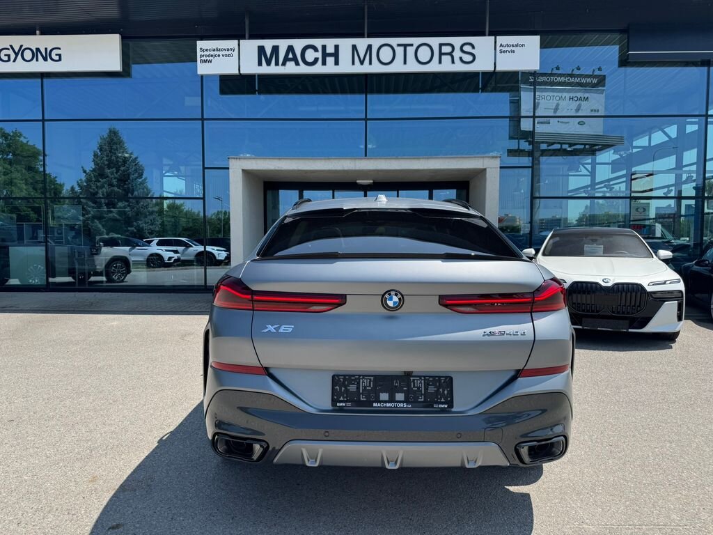 BMW X6 SUV / Terénní 4,4 l 210 kw