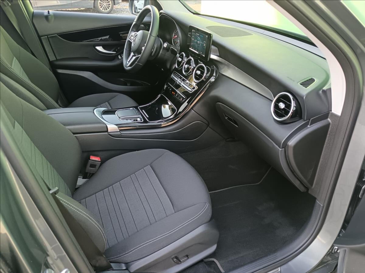 Mercedes-Benz GLC SUV / Terénní 2,0 l 225 kw