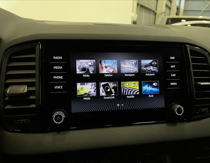 Škoda Karoq SUV 1,5 l 110 kw