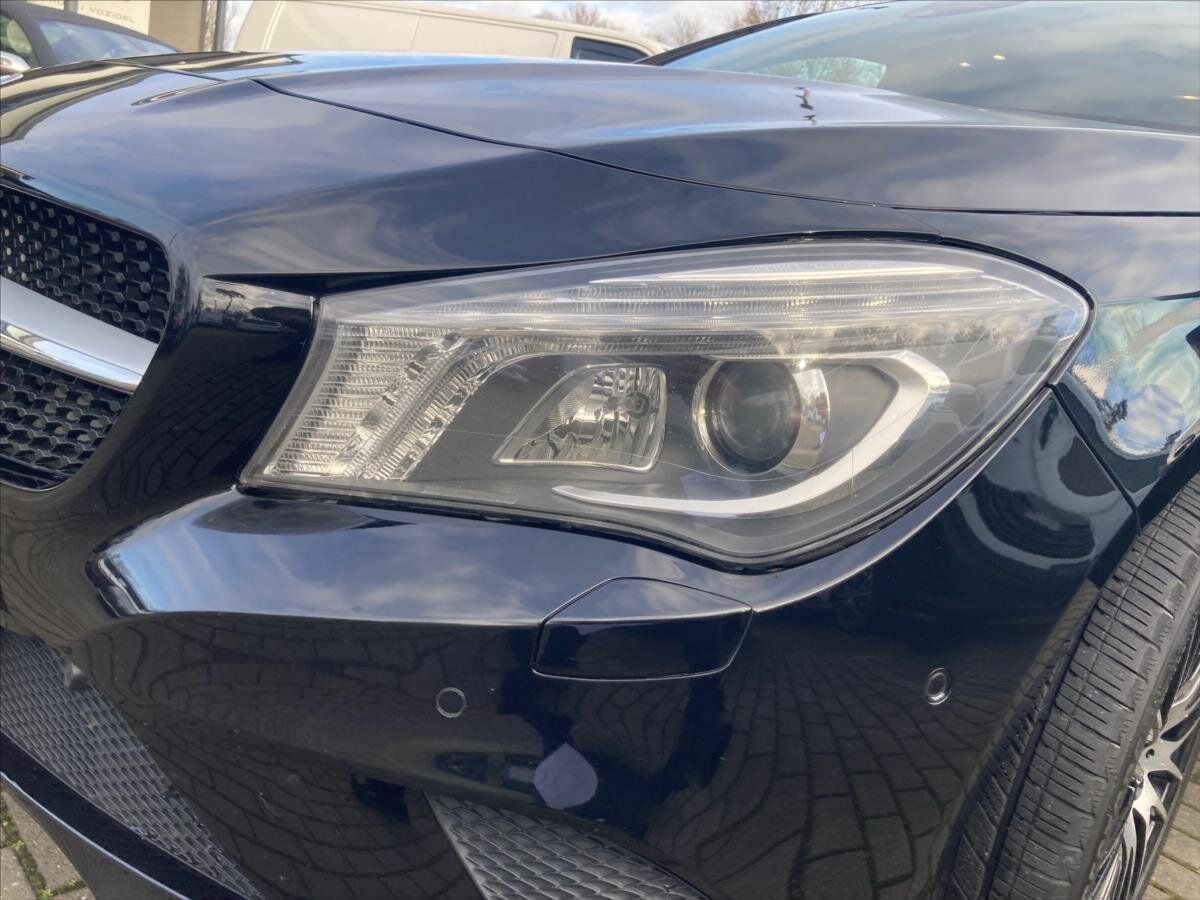 Mercedes-Benz CLA Sedan / Limuzína 1,6 l 115 kw