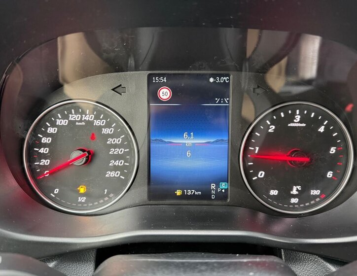 Mercedes-Benz Vito Skříň 2,0 l 140 kw