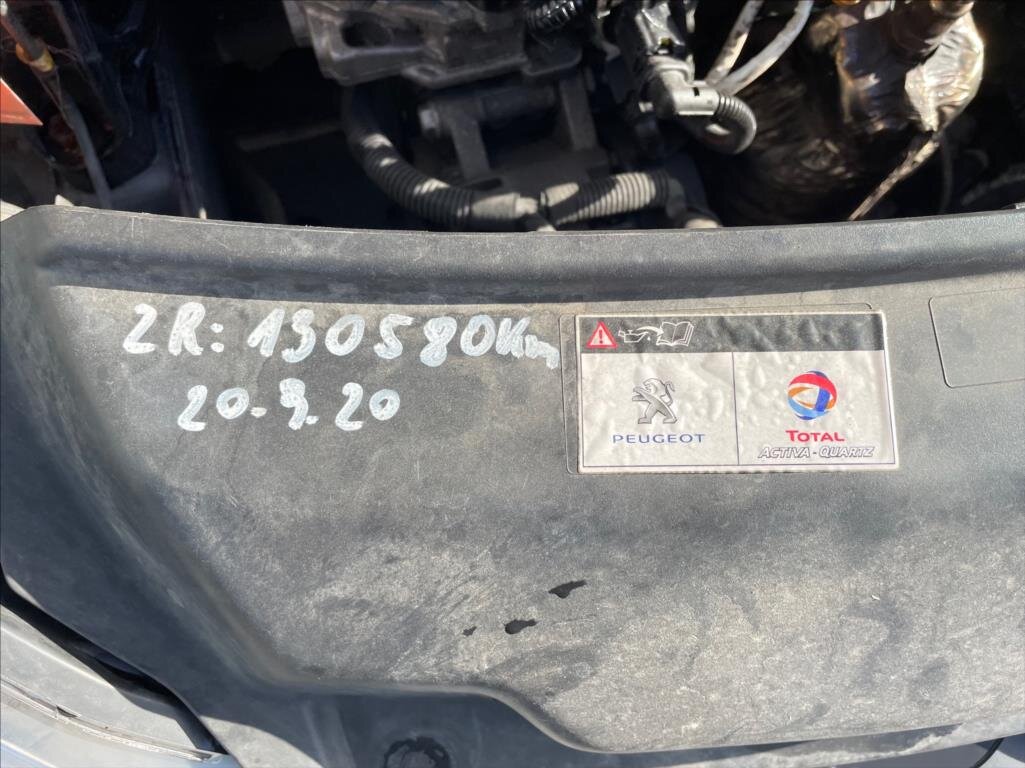 Peugeot 208 Hatchback 999,0 50 kw