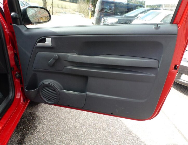 Volkswagen Fox Hatchback 1,2 l 40 kw