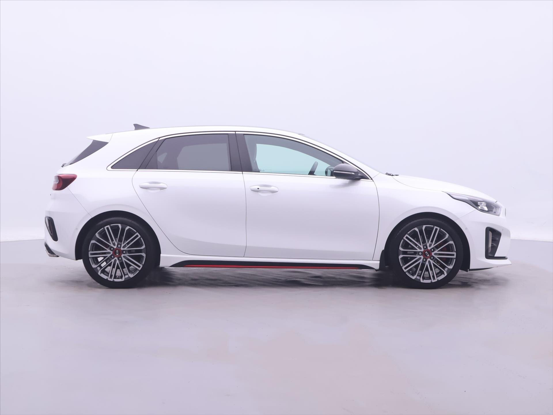KIA Ceed Hatchback 1,6 l 150 kw