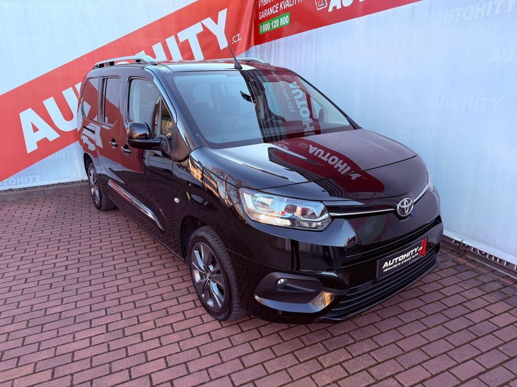 Toyota ProAce Kombi 1,5 l 96 kw