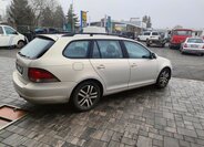 Volkswagen Golf Kombi 1,6 l 75 kw